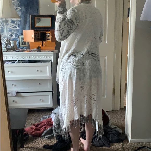 Cardigan - Picture 3 of 3